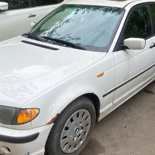 Замена аккумулятора на BMW 3er IV (E46) Рестайлинг 2001 - 2007 318i 2.0 (143 л.с.) Замена аккумулятора на BMW 3er IV (E46) Рестайлинг 2001 - 2007 318i 2.0 (143 л.с.)
