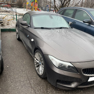 Замена аккумулятора на BMW Z4 II (E89) 2009 - 2013 35i 3.0 (306 л.с.) Замена аккумулятора на BMW Z4 II (E89) 2009 - 2013 35i 3.0 (306 л.с.)